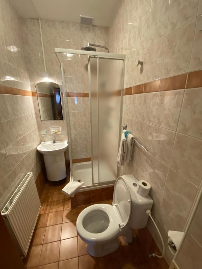 Penzion Tatra Inn Čadca Esterno foto
